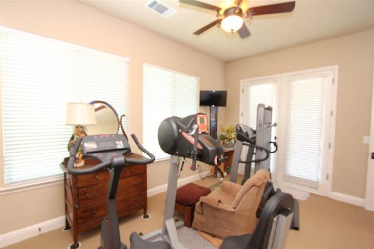 2439 Rodeo Street Selma, CA 93662 - Photo 51 of 60 Gallery Image 51
