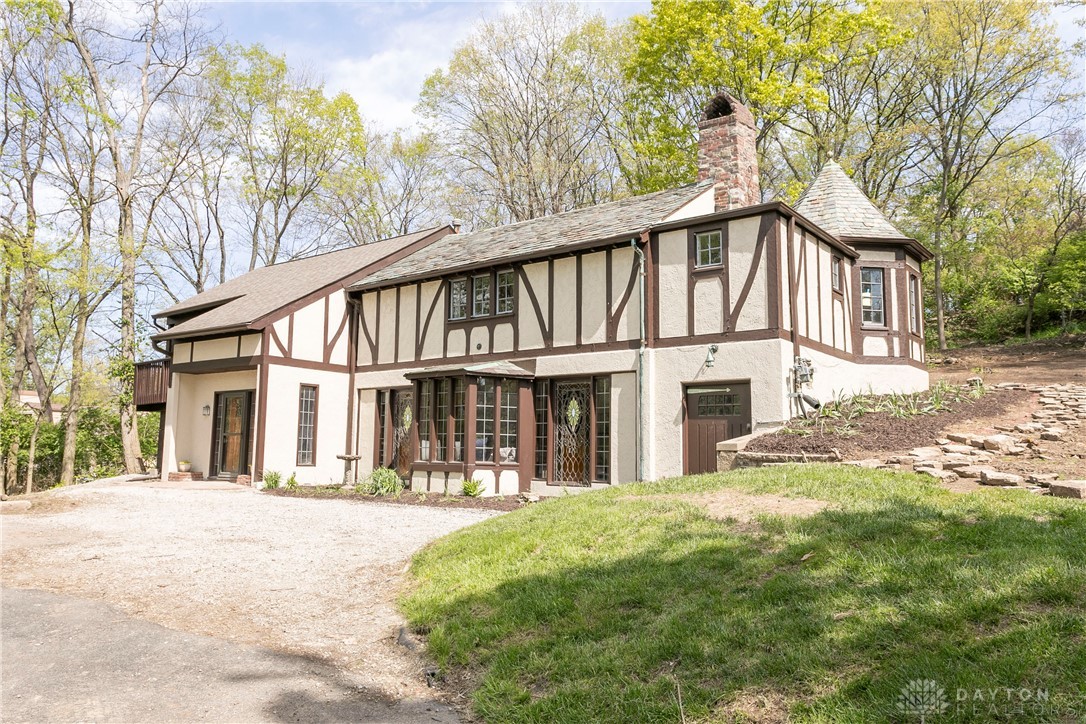 1105 Ridgeway Road Oakwood, OH 45419 - Photo 1 of 25