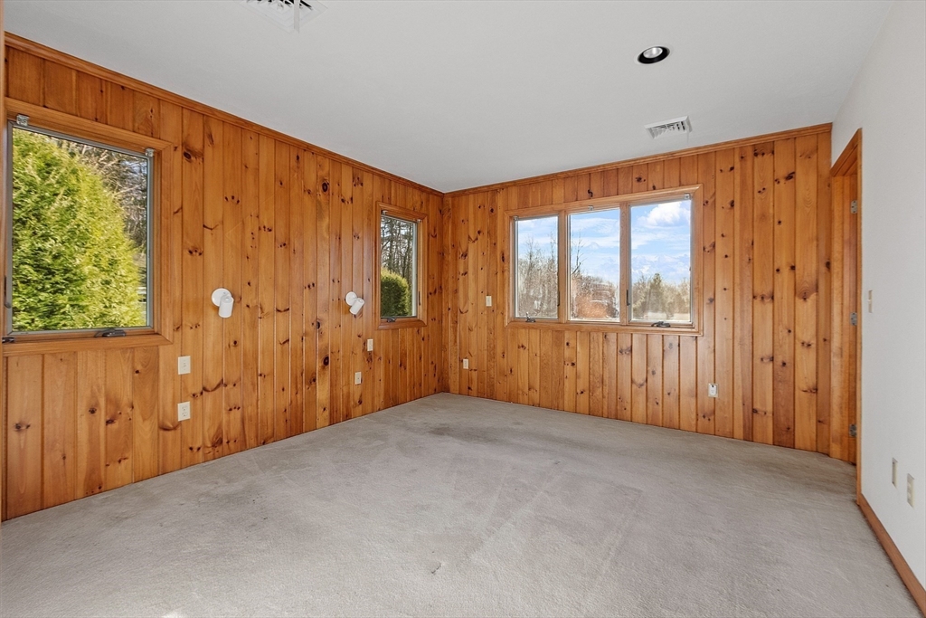 51 Haskell Road Templeton, MA 01468 - Photo 14 of 42