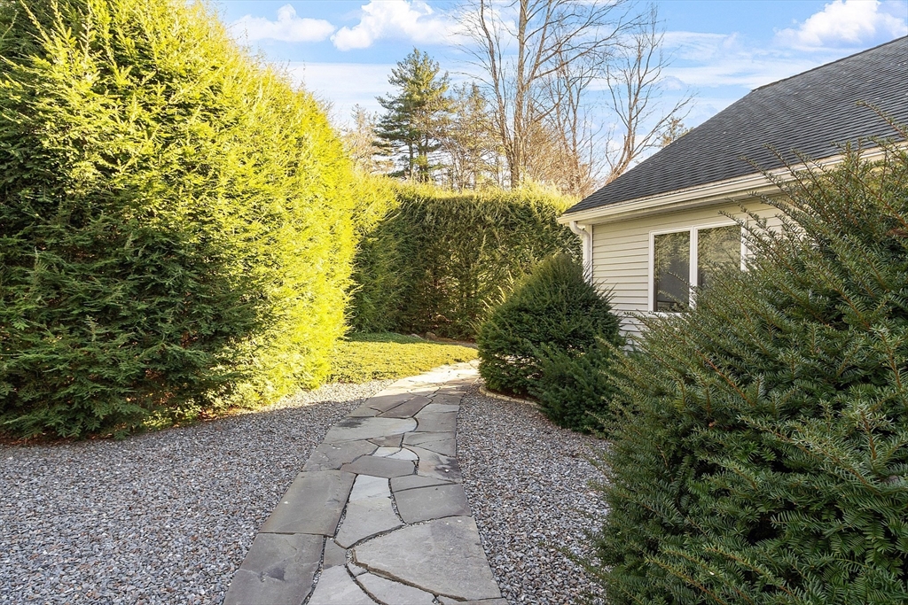 51 Haskell Road Templeton, MA 01468 - Photo 36 of 42