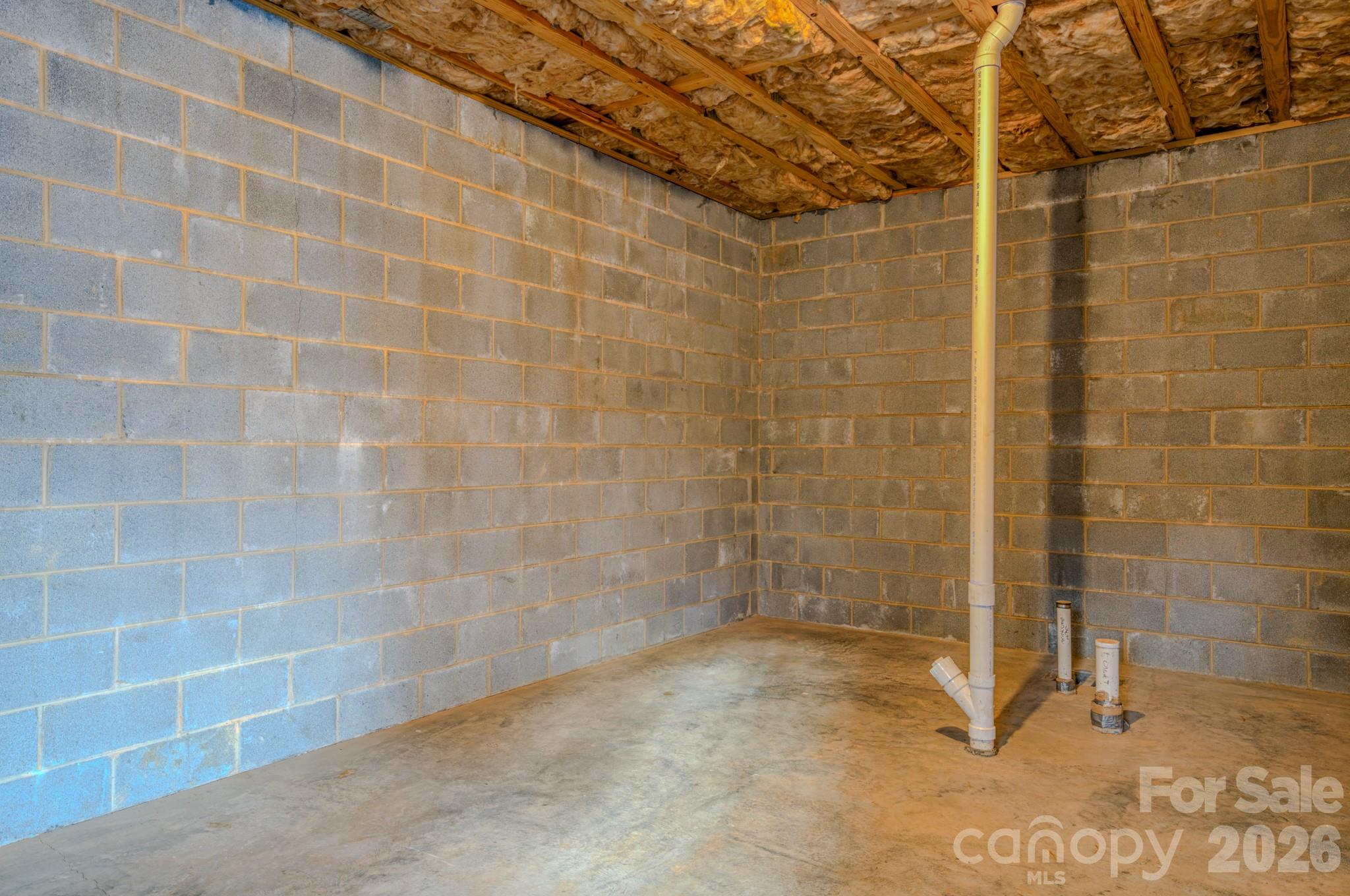 9147 Shortoff View Terrace Nebo, NC 28761 - Photo 34 of 48 a bathroom with a shower