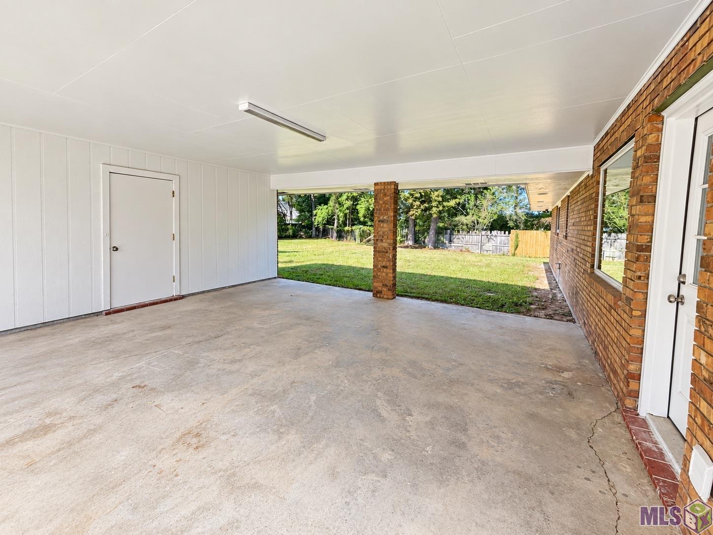 1777 Rue Desiree Baton Rouge, LA 70810 - Photo 2 of 28 Gallery Image 2