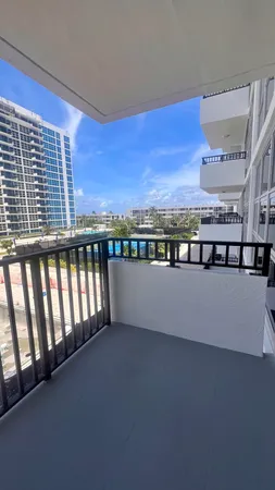 $3,500 | 525 North Ocean Boulevard, Unit D, Pompano Beach, FL 33062