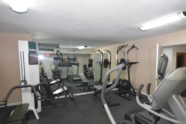 $3,500 | 525 North Ocean Boulevard, Unit D, Pompano Beach, FL 33062