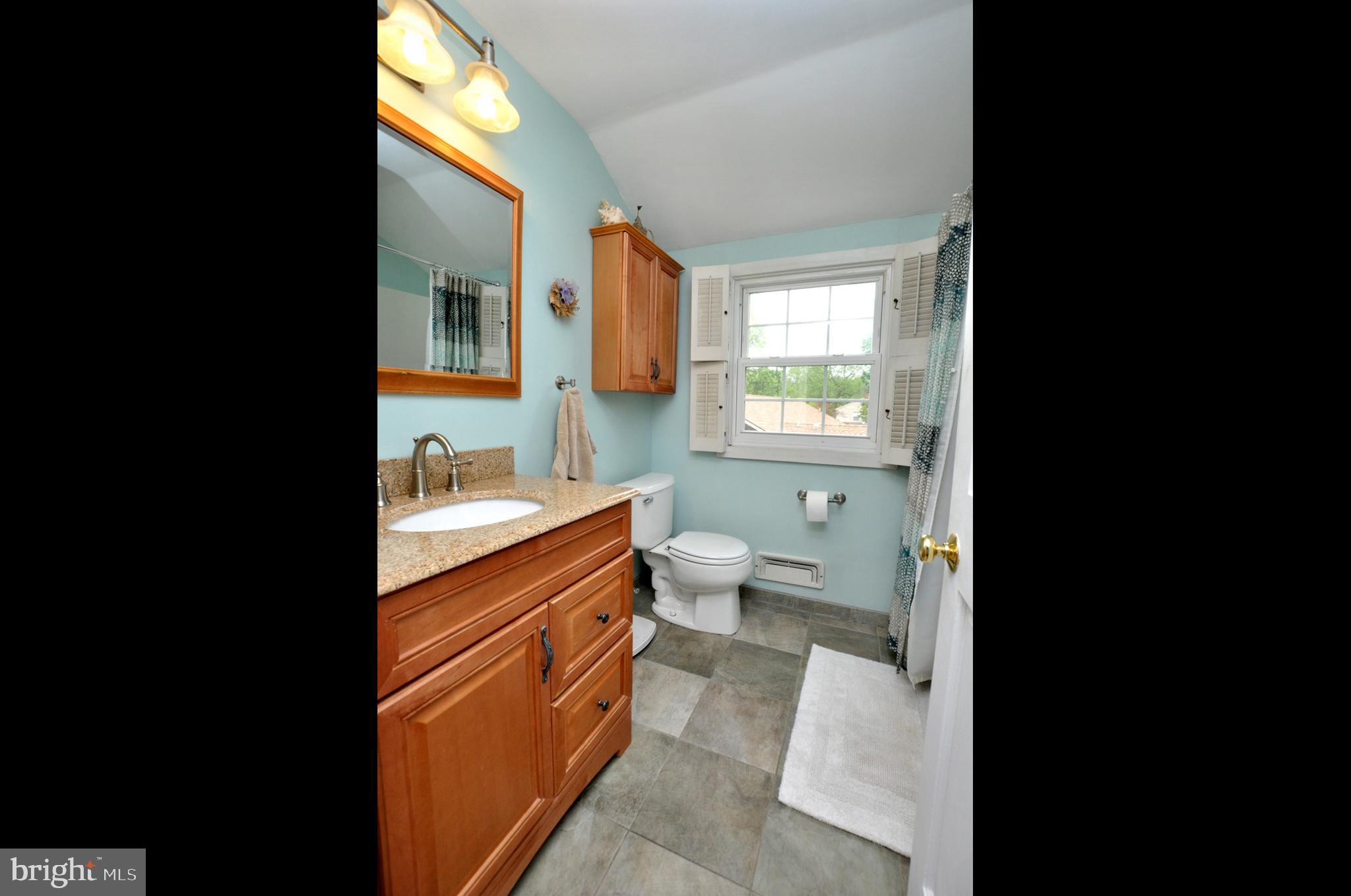 409 Pelham Road Cherry Hill, NJ 08034 - Photo 13 of 24