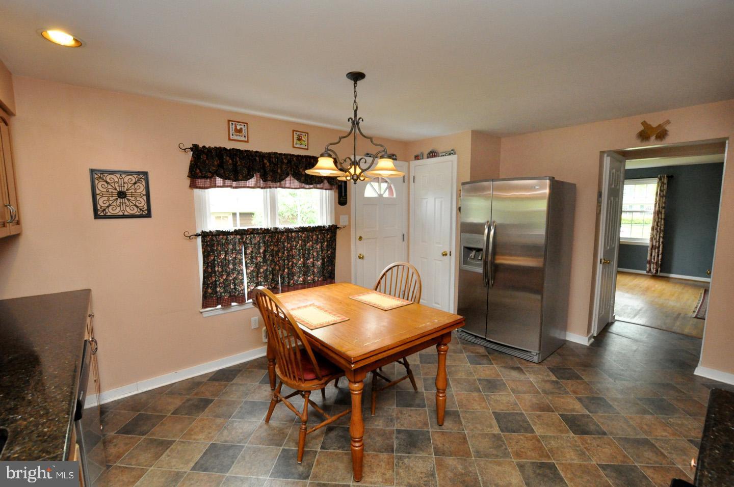 409 Pelham Road Cherry Hill, NJ 08034 - Photo 5 of 24