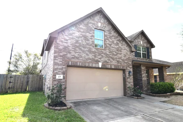$2,600 | 419 Blossom Terrace Lane, Rosenberg, TX 77469