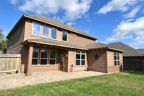 $2,600 | 419 Blossom Terrace Lane, Rosenberg, TX 77469