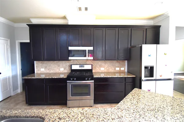 $2,600 | 419 Blossom Terrace Lane, Rosenberg, TX 77469