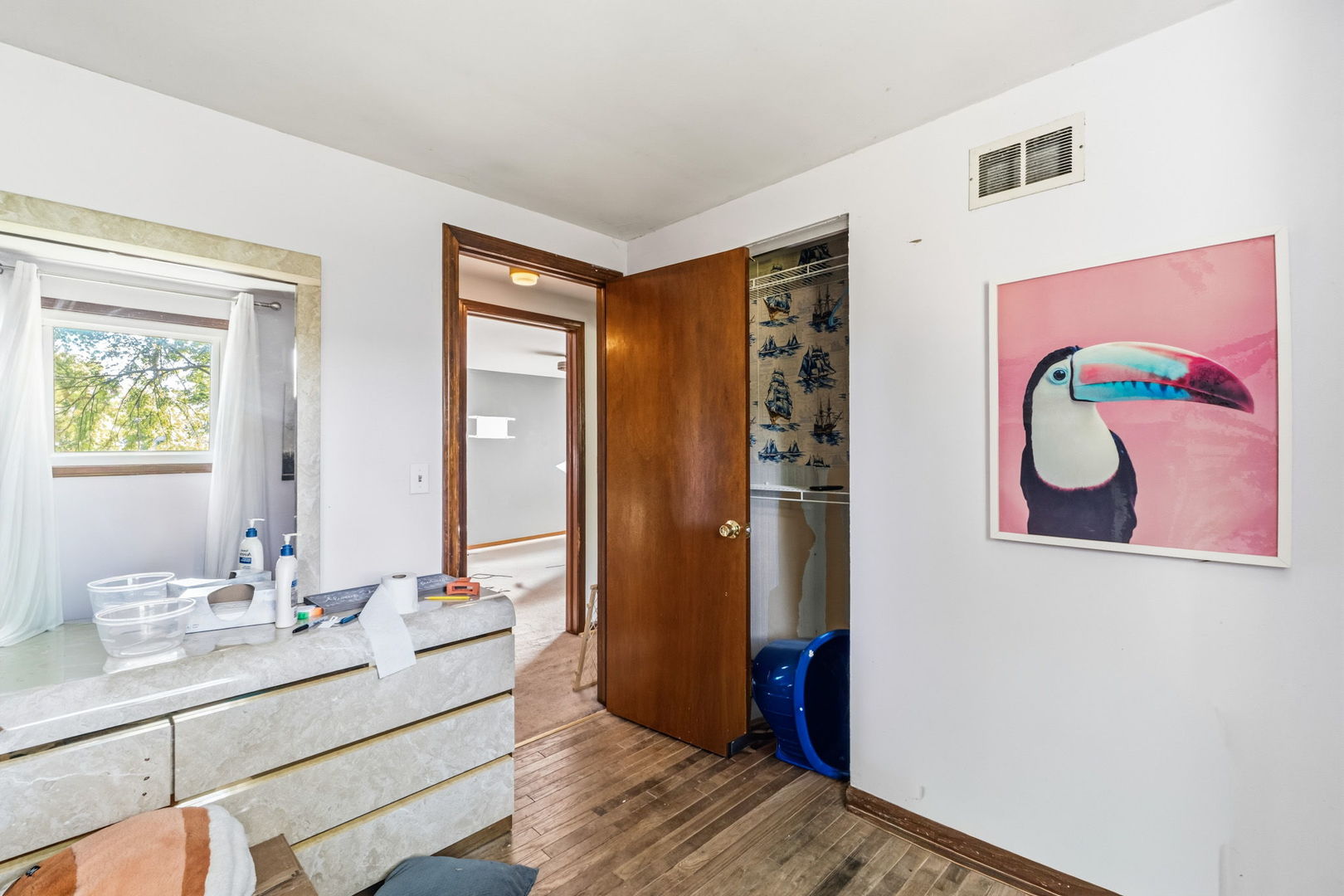 725 Old Post Road Buffalo Grove, IL 60089 - Photo 12 of 26 Gallery Image 12
