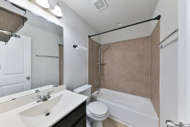 $2,350 | 7611 William Bonney, San Antonio, TX 78254
