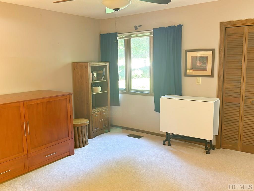 109 Emerald Ridge Road, Unit 41 Sapphire, NC 28774 - Photo 5 of 45 Gallery Image 5