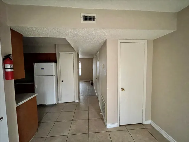 $950 | 702 Hargest Street, Unit 4, Prairie View, TX 77445