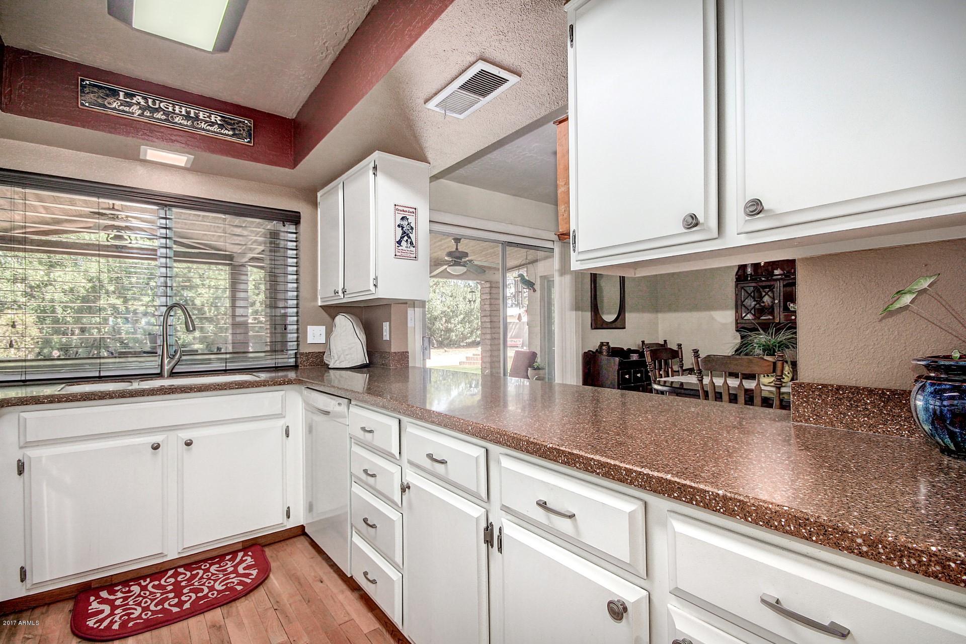 3812 West Grandview Road Phoenix, AZ 85053 - Photo 11 of 32 Grandview (11)