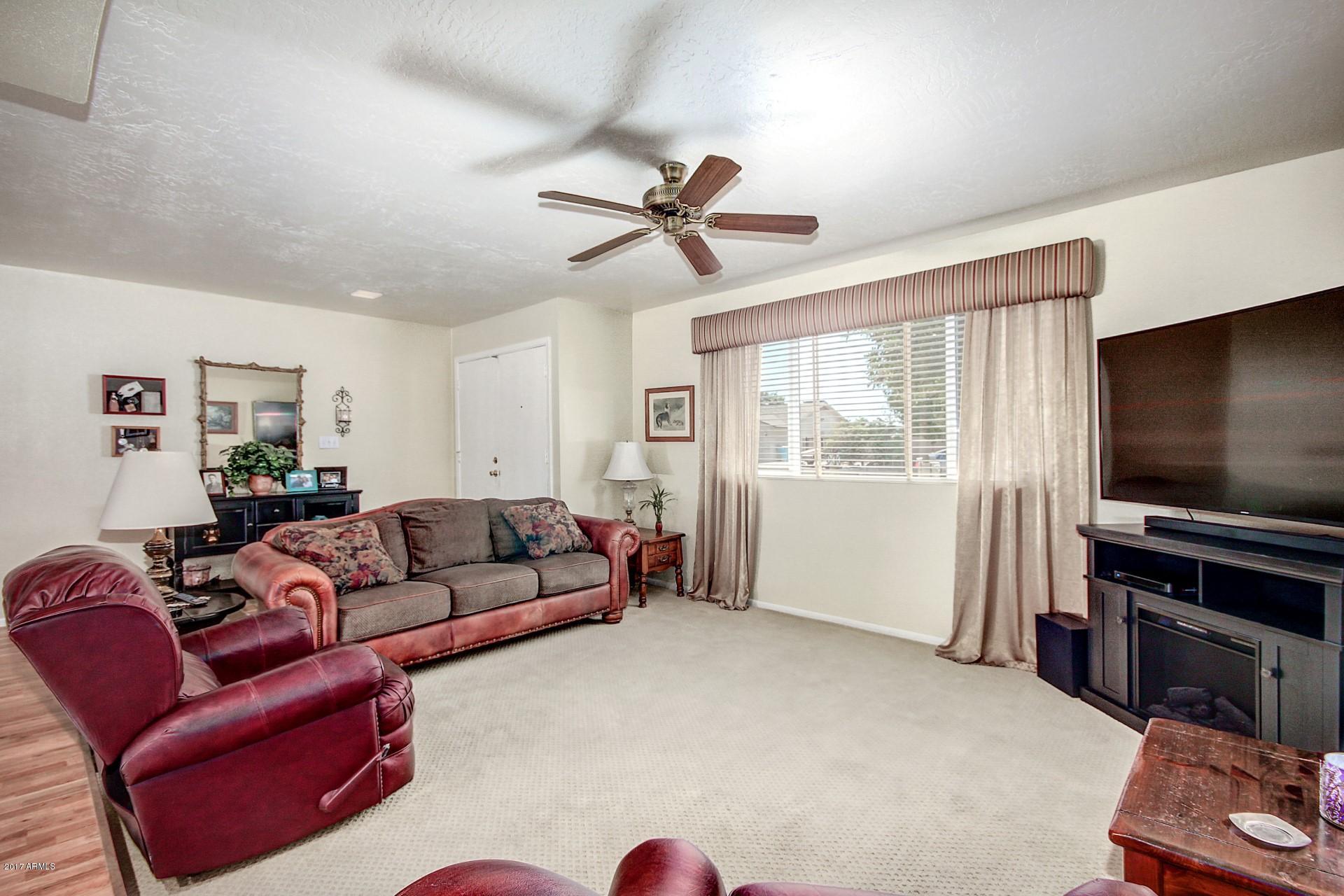 3812 West Grandview Road Phoenix, AZ 85053 - Photo 5 of 32 Grandview (5)