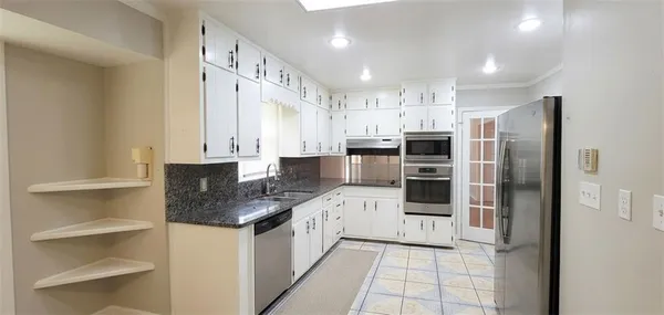 $1,900 | 2866 Manor Court, Snellville, GA 30078