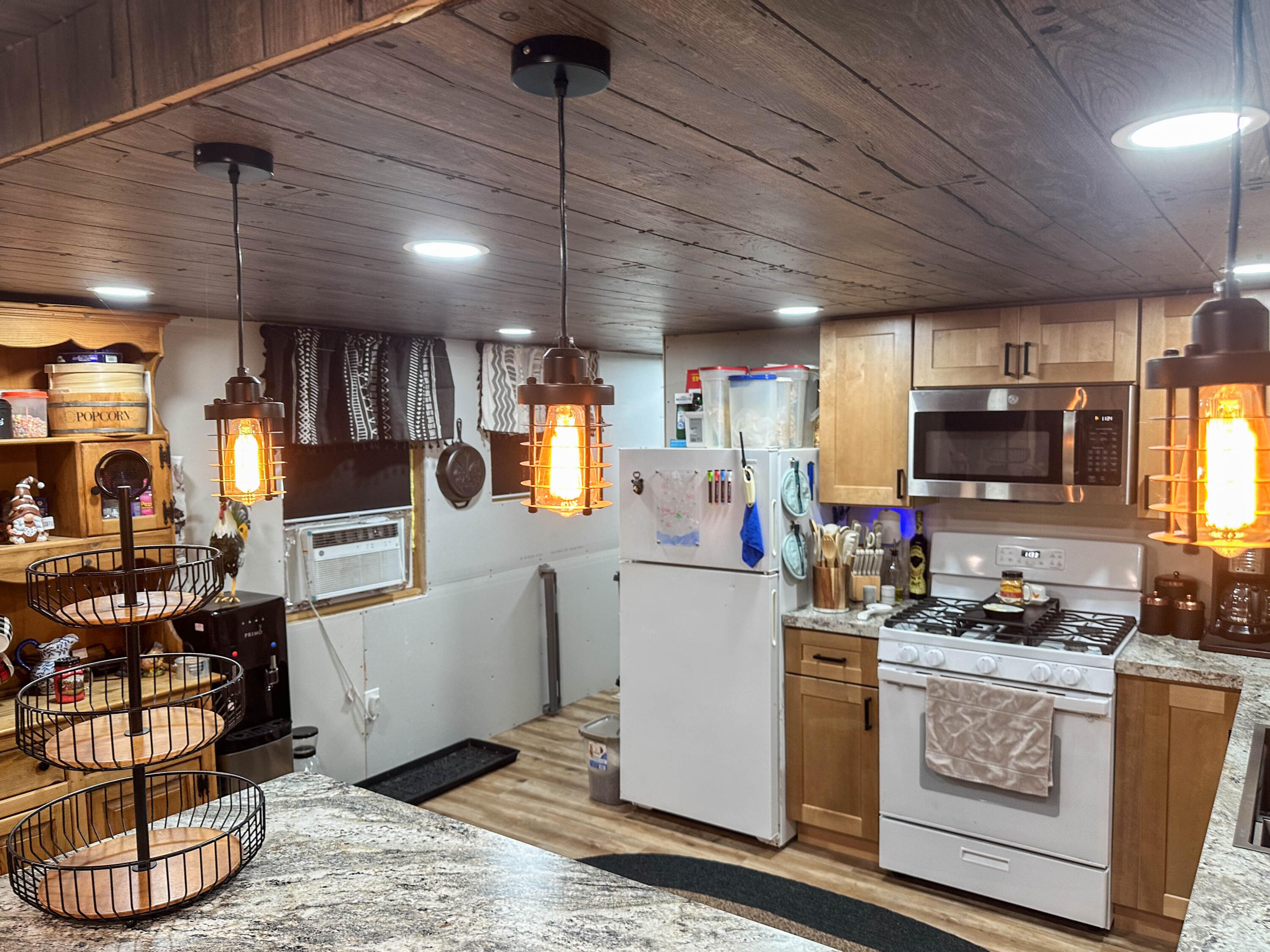 10450 North Tuttle Road Free Soil, MI 49411 - Photo 13 of 35 Kitchen