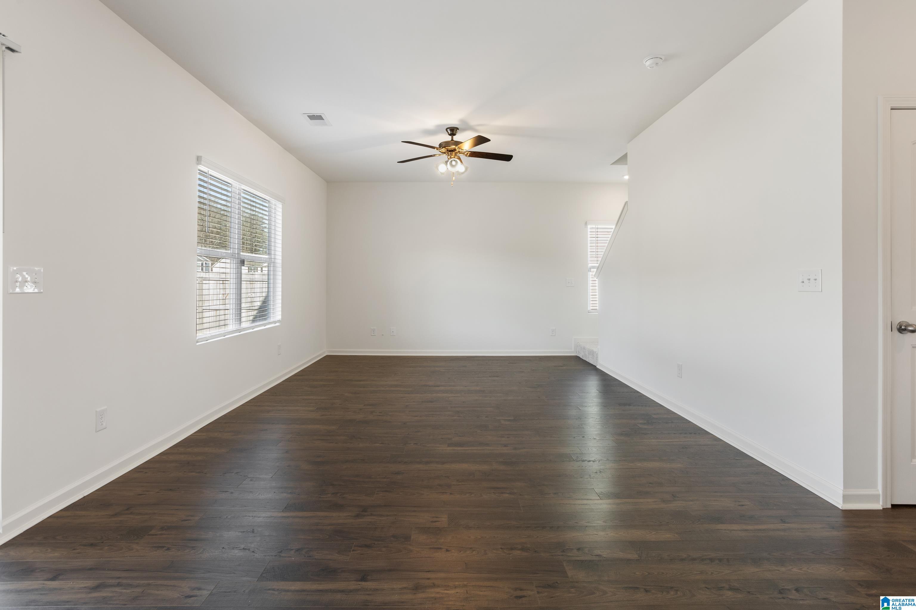 859 Valley Circle Leeds, AL 35094 - Photo 6 of 37