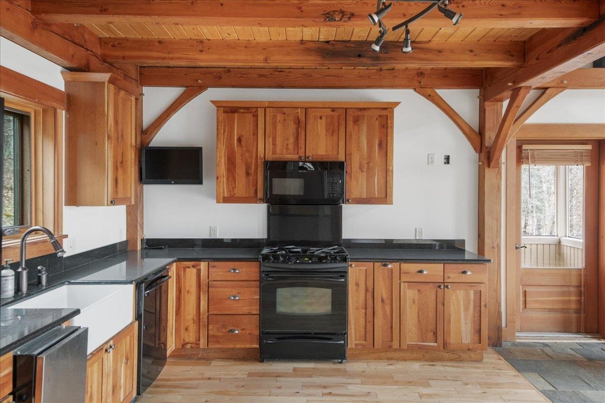 379 Upper French Hill Road Johnson, VT 05656 - Photo 6 of 53