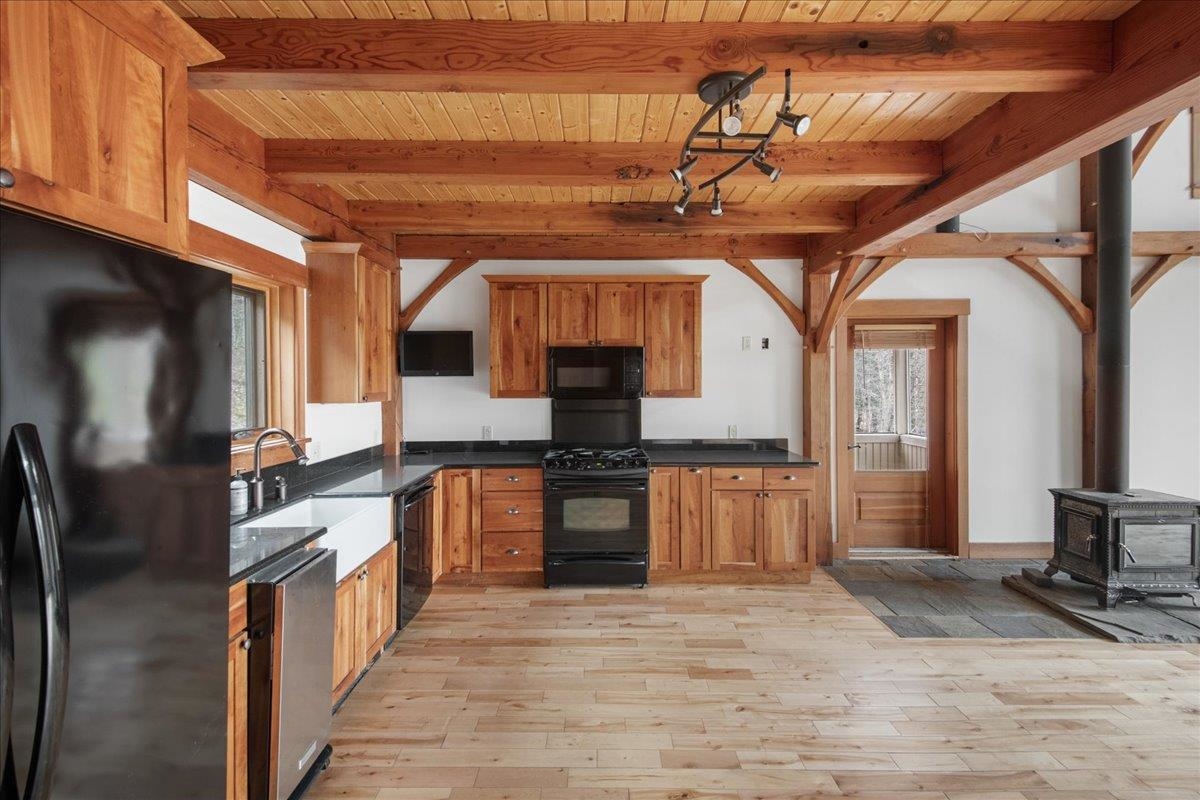 379 Upper French Hill Road Johnson, VT 05656 - Photo 7 of 53