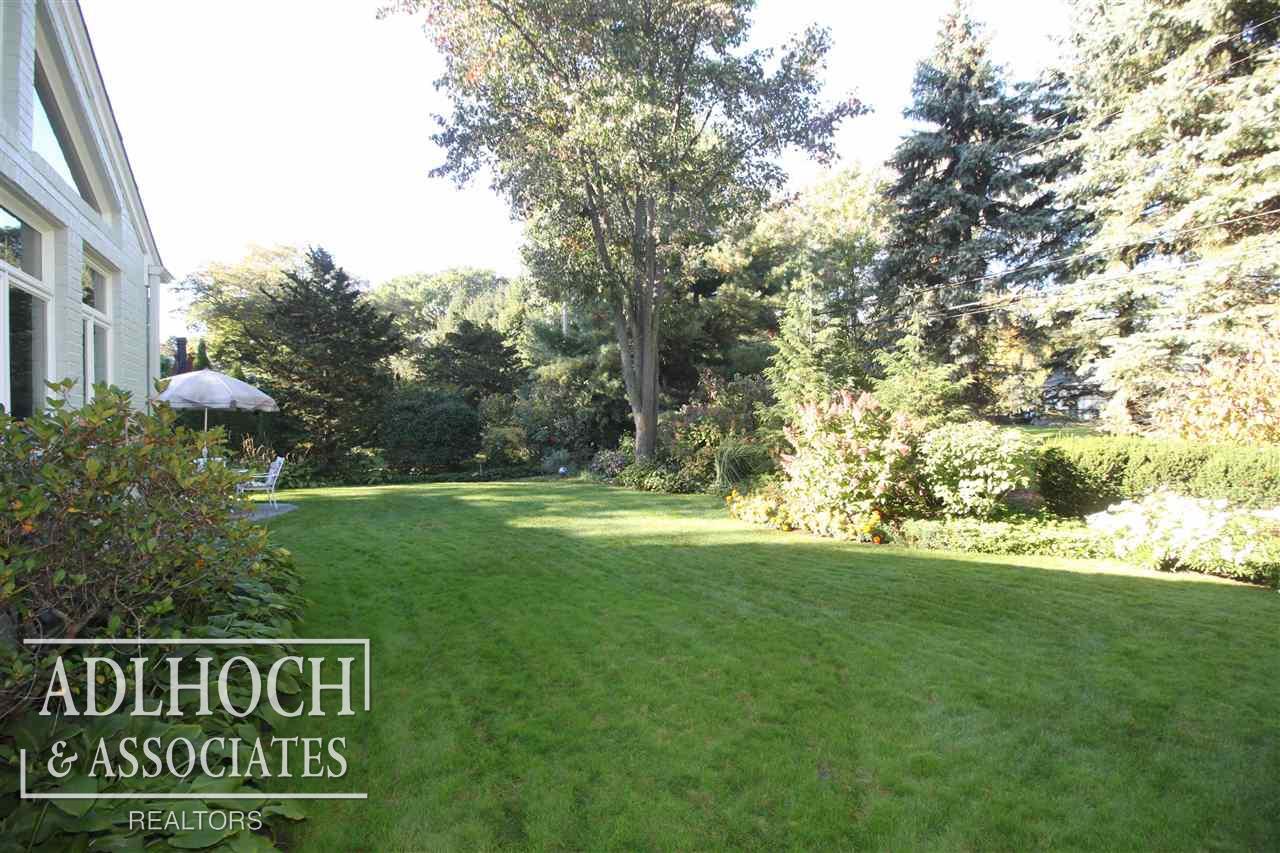 70 Merriweather Road Grosse Pointe Farms, MI 48236 - Photo 32 of 34