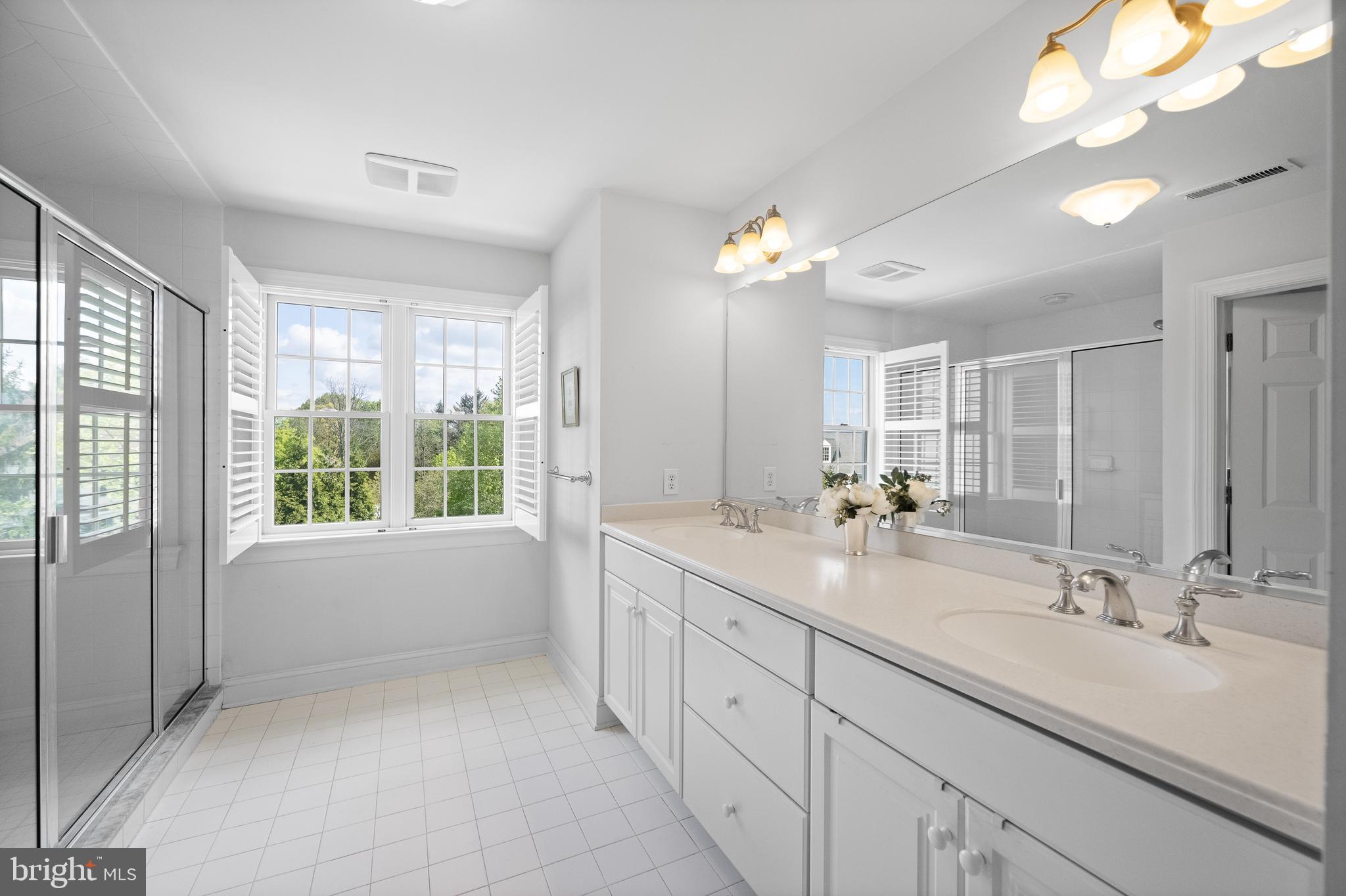 360 Trillium Lane Wayne, PA 19087 - Photo 20 of 41 Bathroom