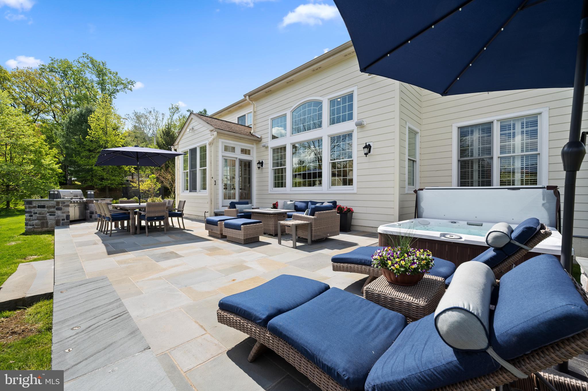 360 Trillium Lane Wayne, PA 19087 - Photo 34 of 41 Patio