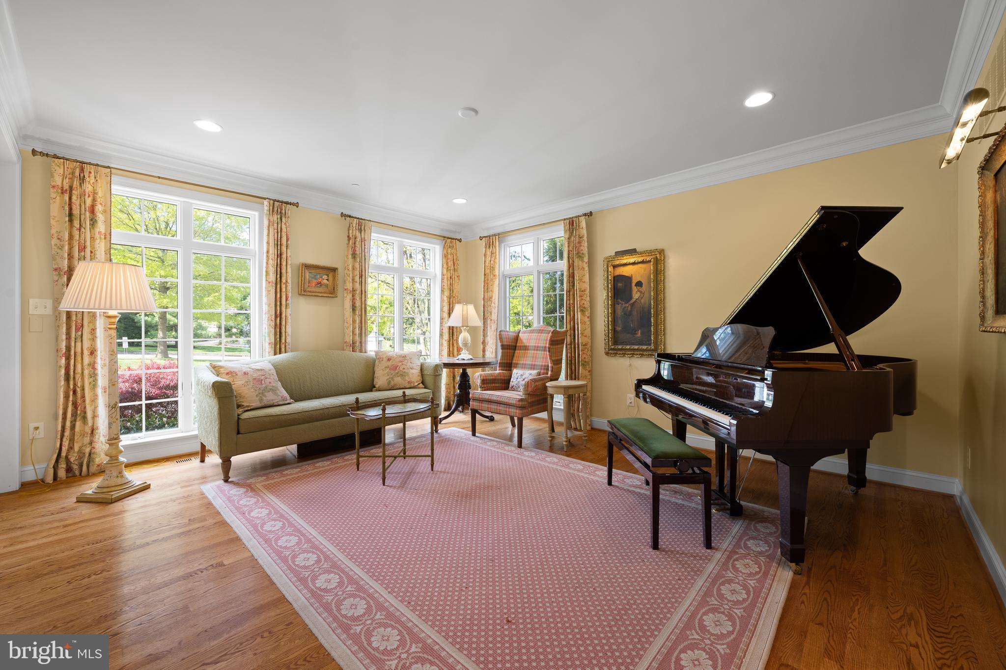 360 Trillium Lane Wayne, PA 19087 - Photo 7 of 41 Living Room