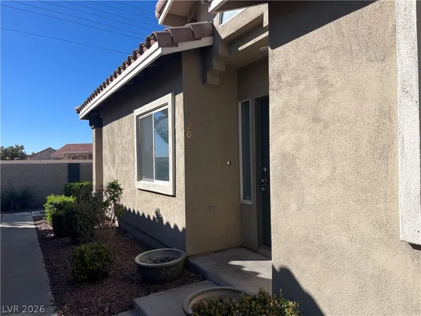 $1,695 | 3206 Mystic Ridge Court, Las Vegas, NV 89129