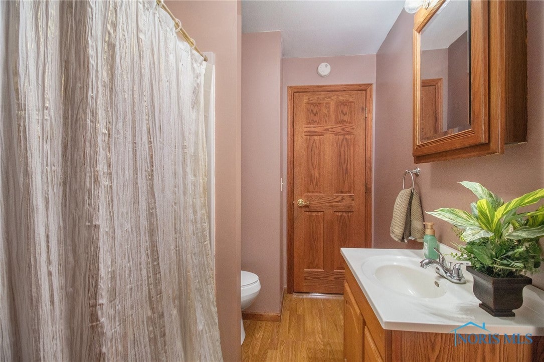 709 West Indiana Street Edon, OH 43518 - Photo 11 of 28 Main floor bathroom