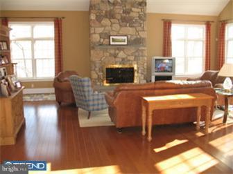 948 Newtown Road Berwyn, PA 19312 - Photo 8 of 12