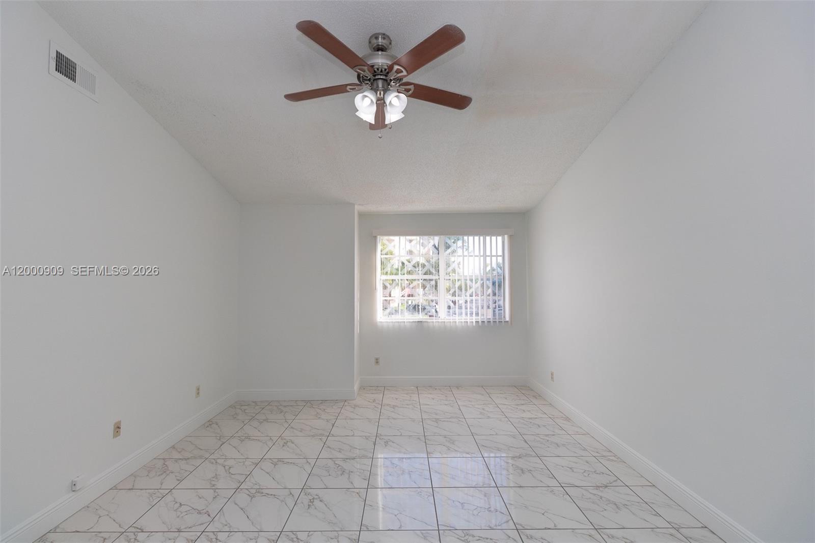 18304 Northwest 68th Avenue, Unit L Hialeah, FL 33015 - Photo 8 of 30