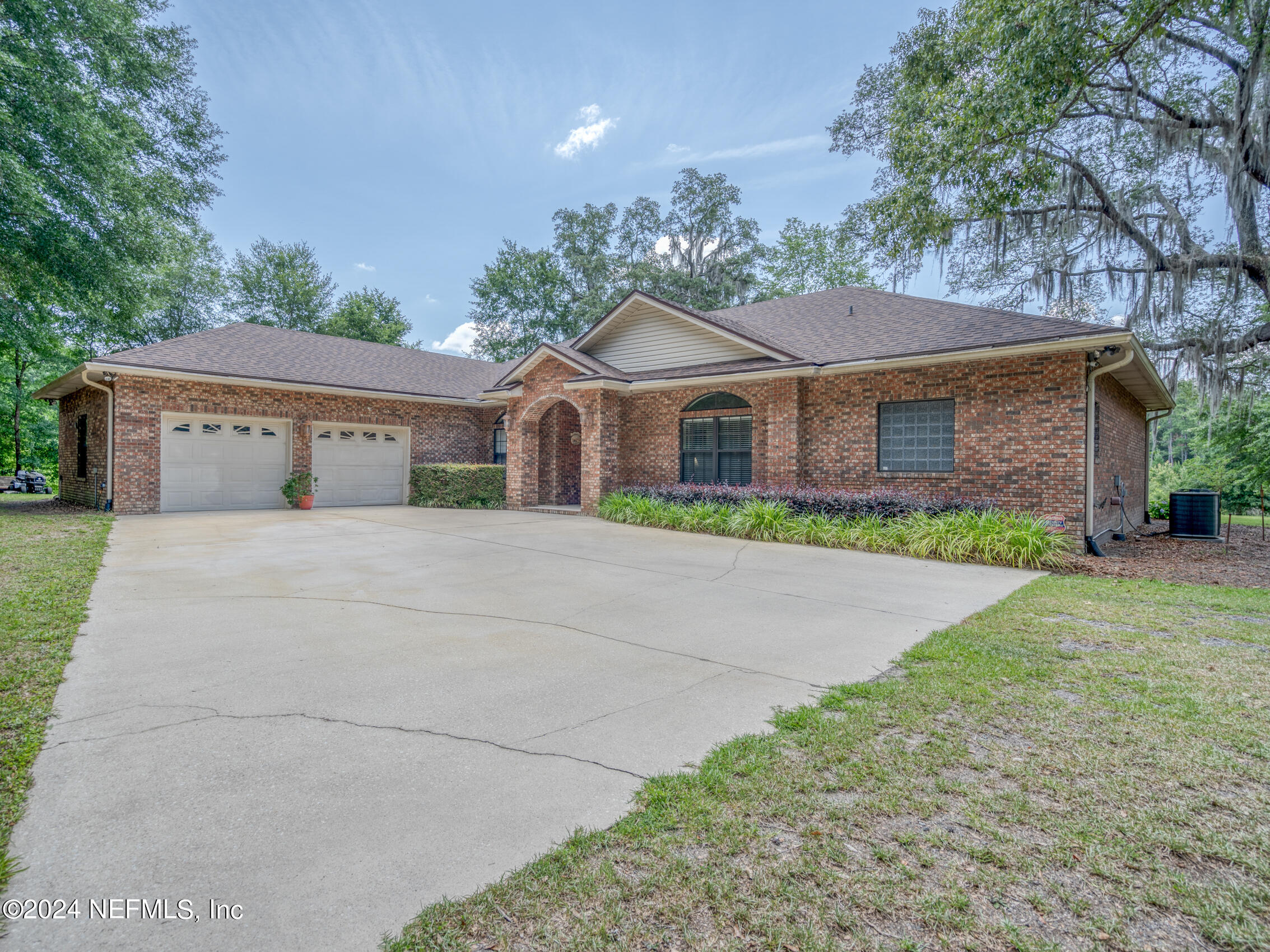 28483 Lake Hampton Road Hilliard, FL 32046 - Photo 1 of 58 5