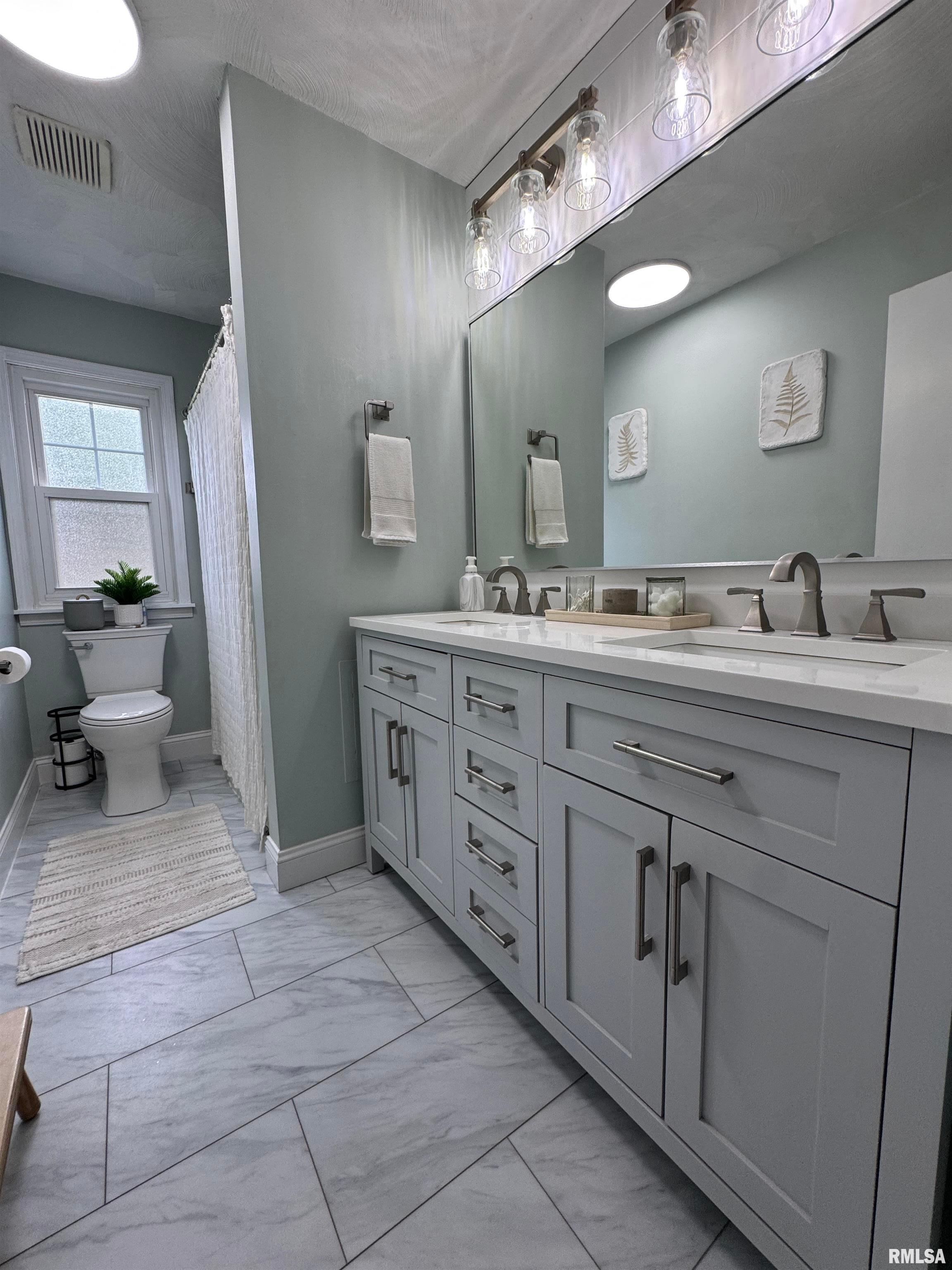 1804 Deerfield Road Chatham, IL 62629 - Photo 38 of 55 Gallery Image 38