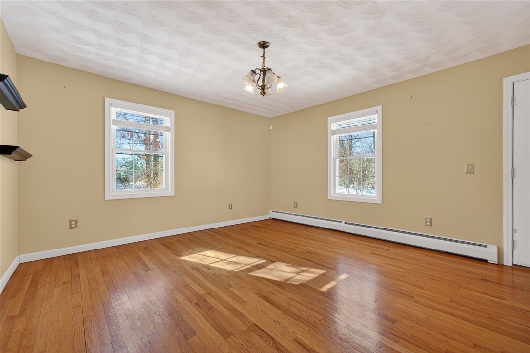 144 Richmond Townhouse Road Richmond, RI 02812 - Photo 4 of 43