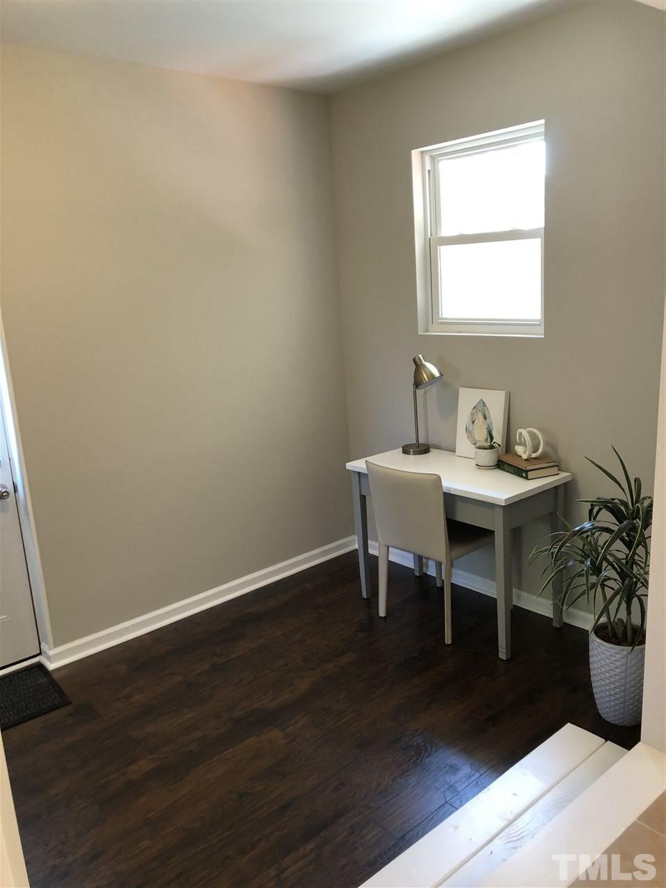 528 East Millbrook Road Raleigh, NC 27609 - Photo 11 of 20