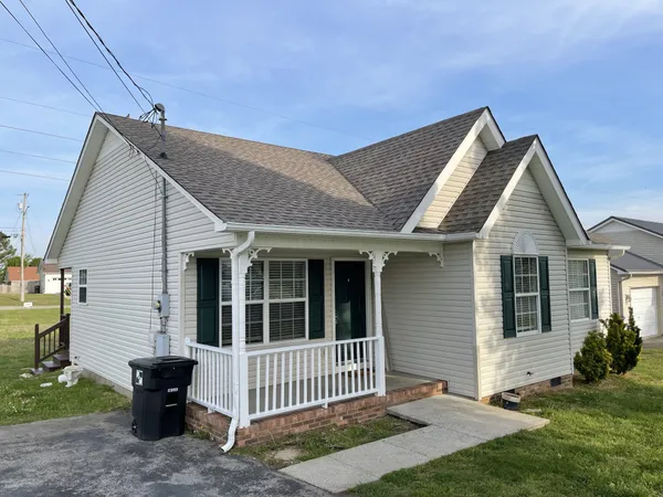 $1,800 | 1604 Baucom Drive, Columbia, TN 38401