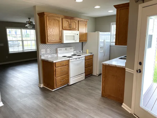 $1,800 | 1604 Baucom Drive, Columbia, TN 38401