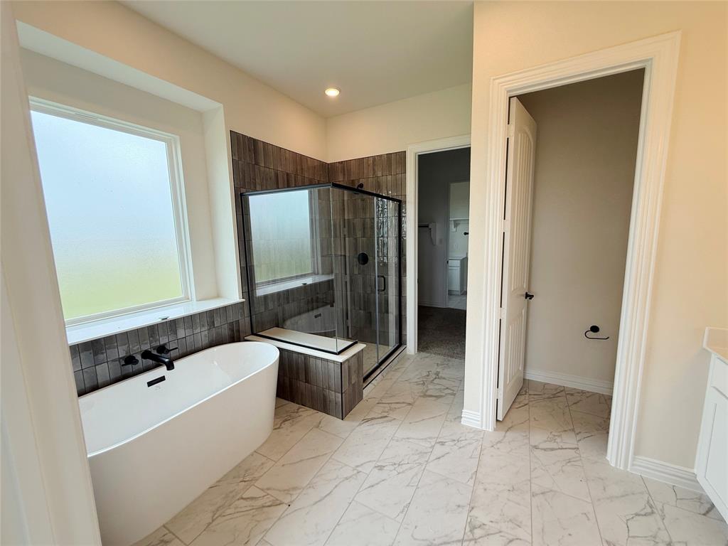 204 Slimp Bluff Azle, TX 76020 - Photo 9 of 20