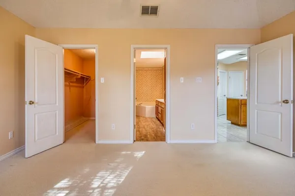$1,700 | 2408 Oak Brook Drive, Portland, TX 78374