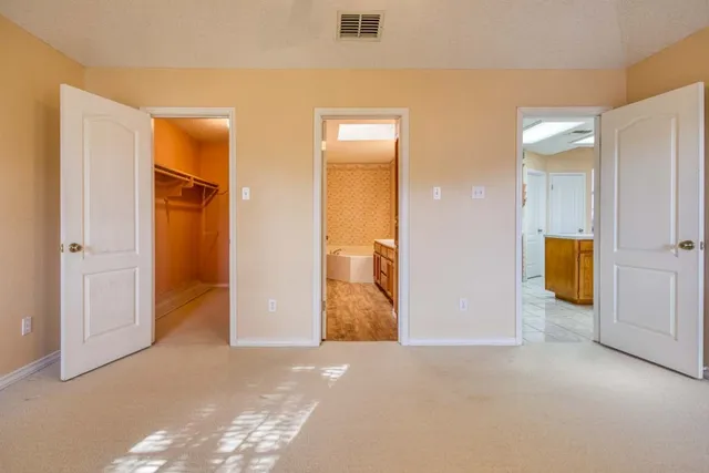 $1,700 | 2408 Oak Brook Drive, Portland, TX 78374