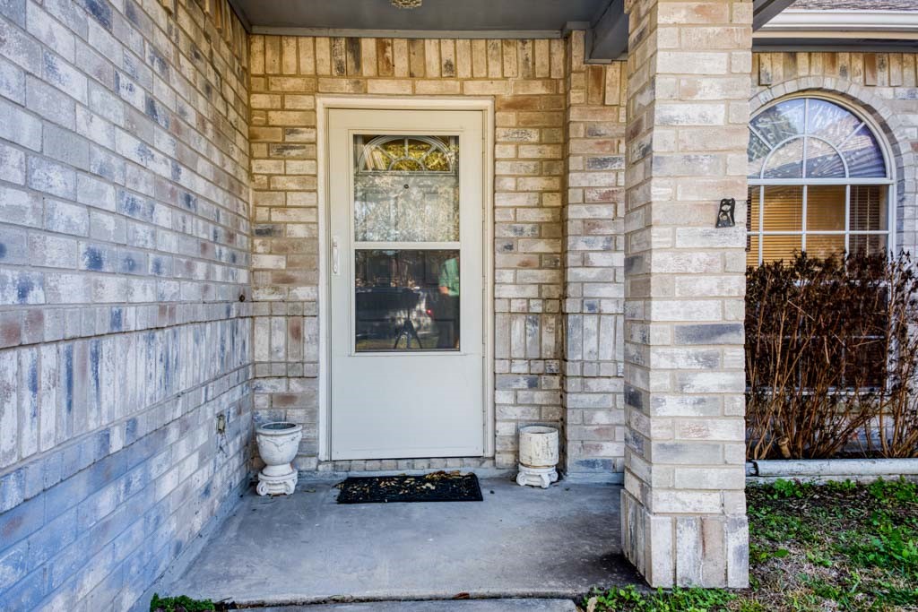 2408 Oak Brook Drive Portland, TX 78374 - Photo 2 of 27