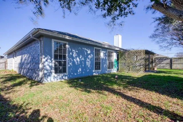 $1,700 | 2408 Oak Brook Drive, Portland, TX 78374