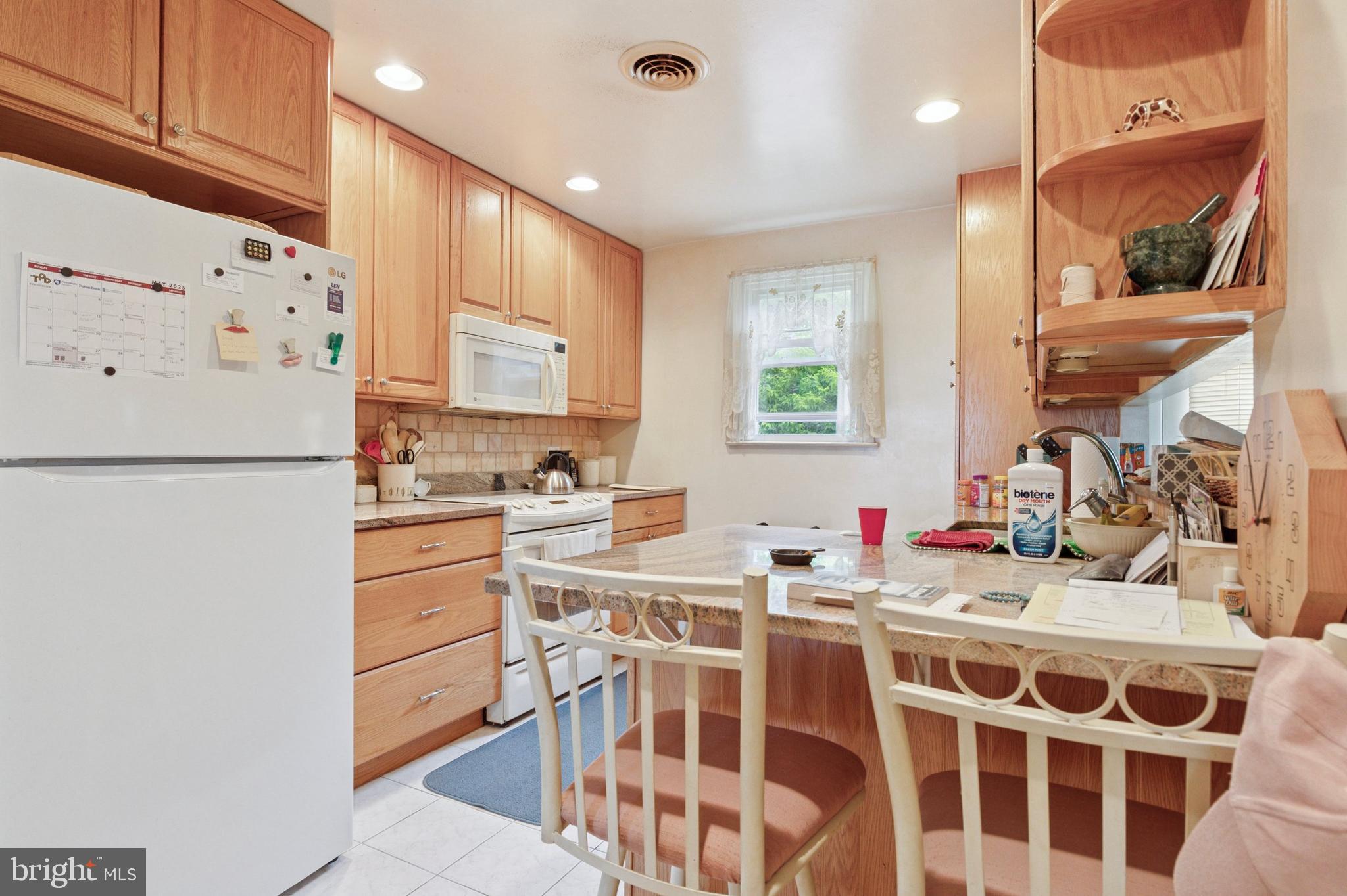 340 Ainslie Road Huntingdon Valley, PA 19006 - Photo 8 of 25