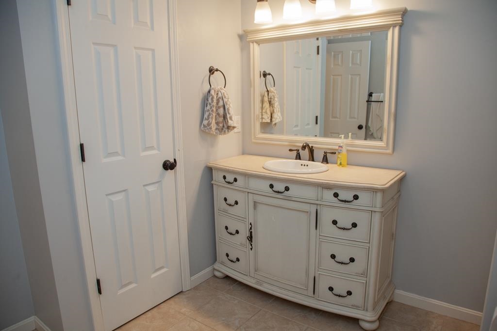 7788 Ridgemont Drive Newburgh, IN 47630 - Photo 15 of 31 Gallery Image 15