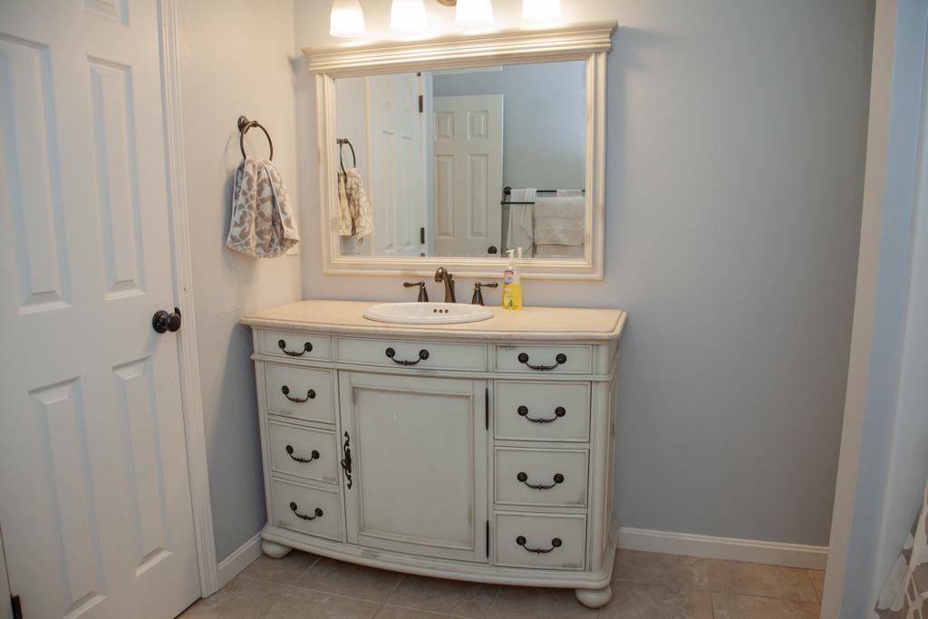 7788 Ridgemont Drive Newburgh, IN 47630 - Photo 16 of 31 Gallery Image 16