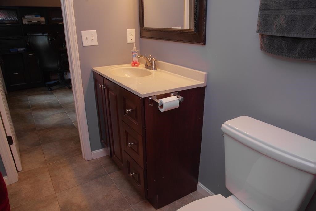 7788 Ridgemont Drive Newburgh, IN 47630 - Photo 26 of 31 Gallery Image 26