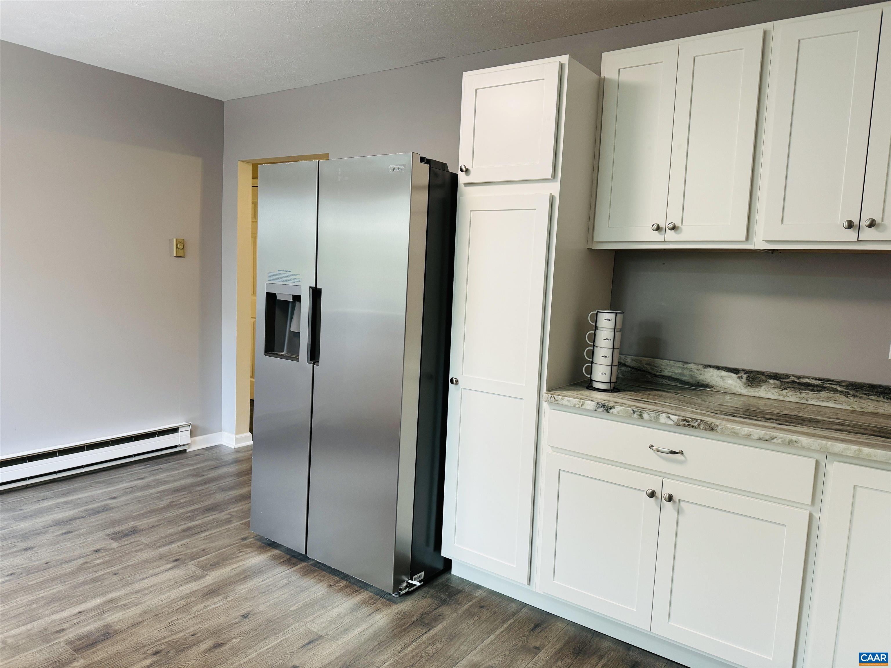5000 White Bridge Road Waynesboro, VA 22980 - Photo 27 of 74 a kitchen with appliances and cabinets