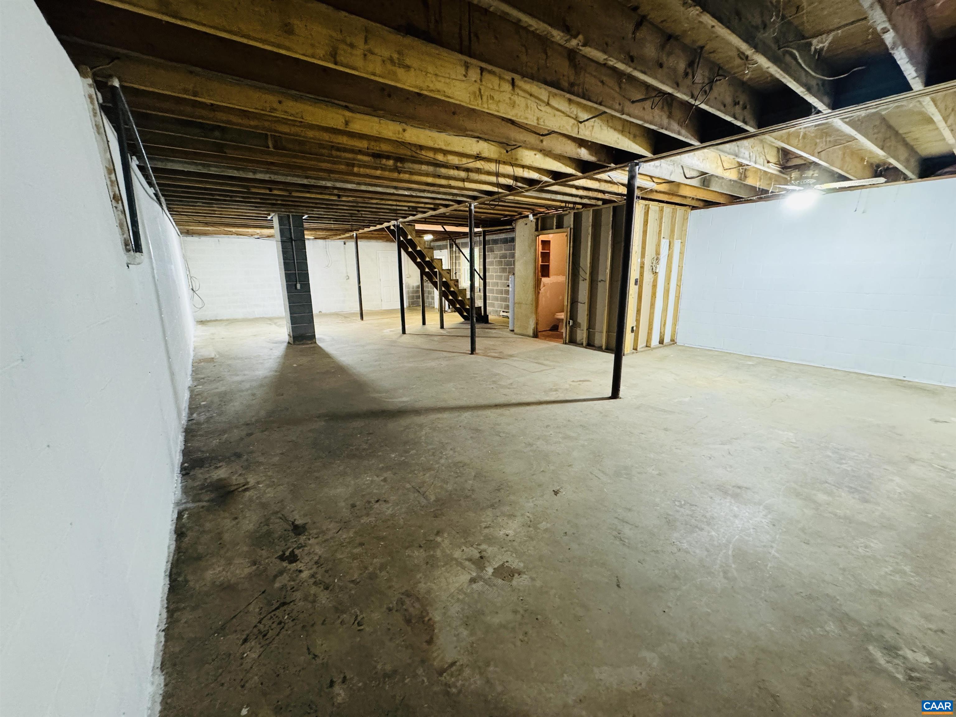 5000 White Bridge Road Waynesboro, VA 22980 - Photo 64 of 74 a view of an empty room