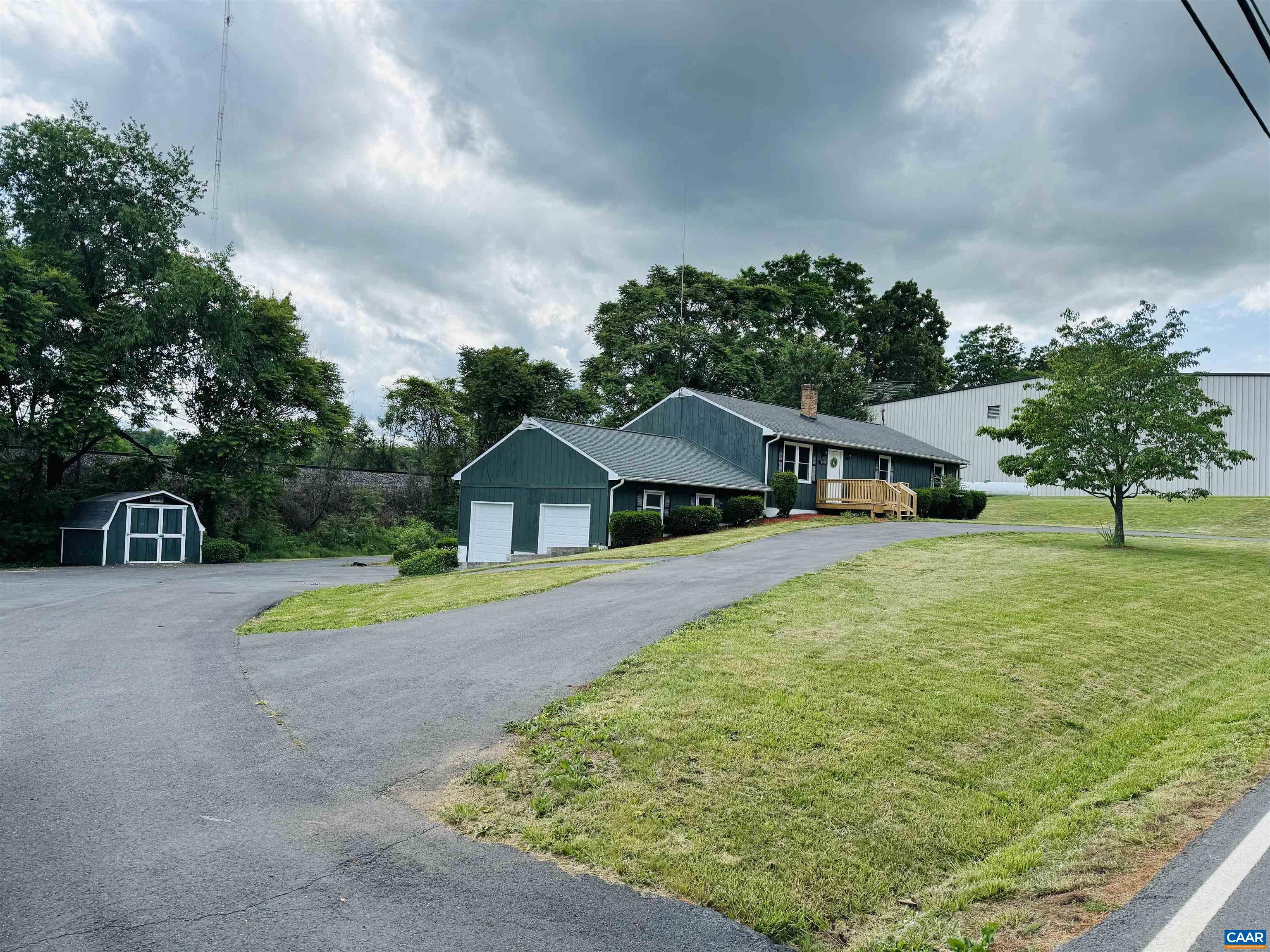 5000 White Bridge Road Waynesboro, VA 22980 - Photo 7 of 74 a front view of a house with a yard